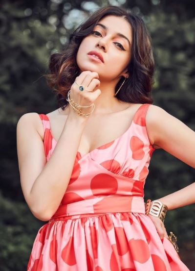 Divya Khosla Hot in short dress