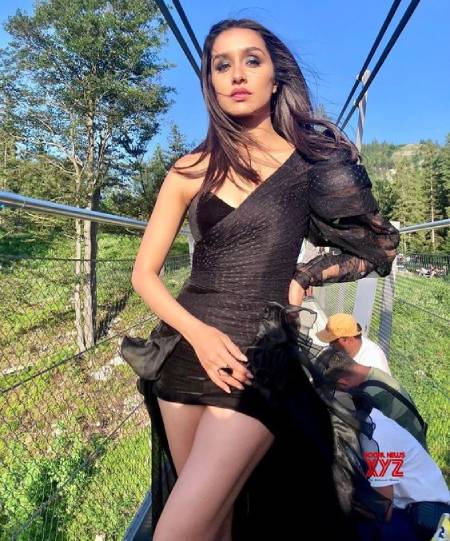 Shraddha Kapoor hot look in black dress