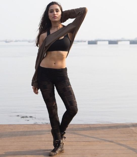 Shraddha Kapoor Hot pic in crop top